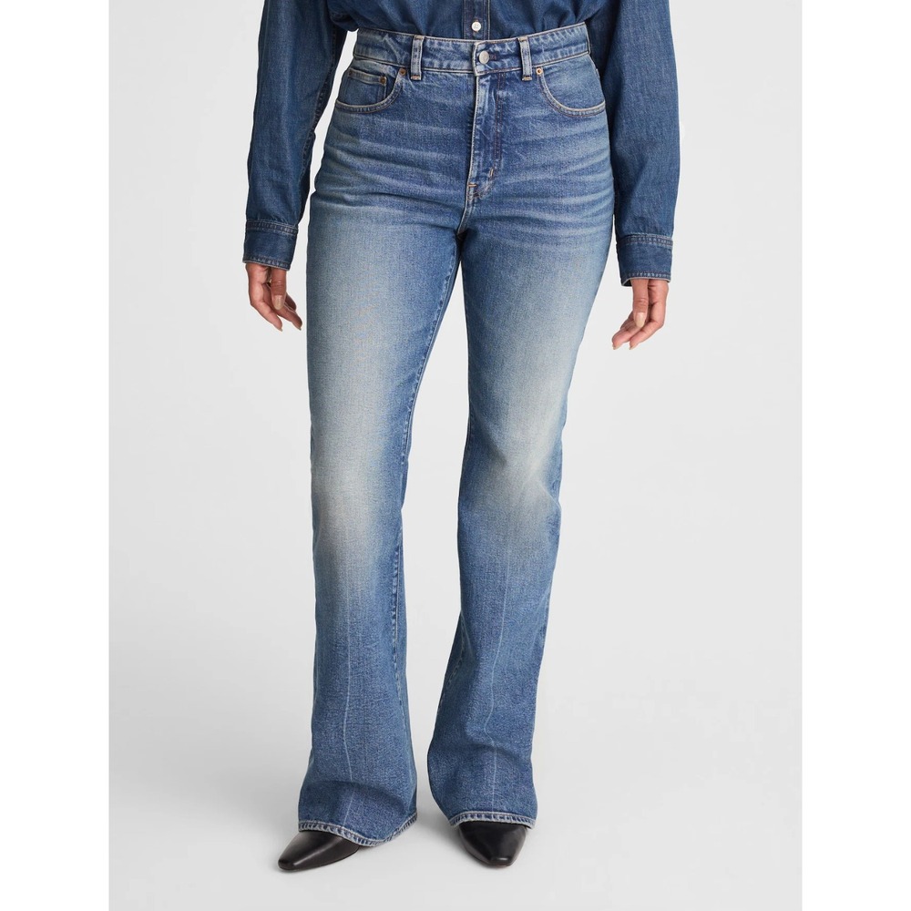 Madewell The Curvy Vintage Bell Flare Jean Medium Wash High Rise Size 28